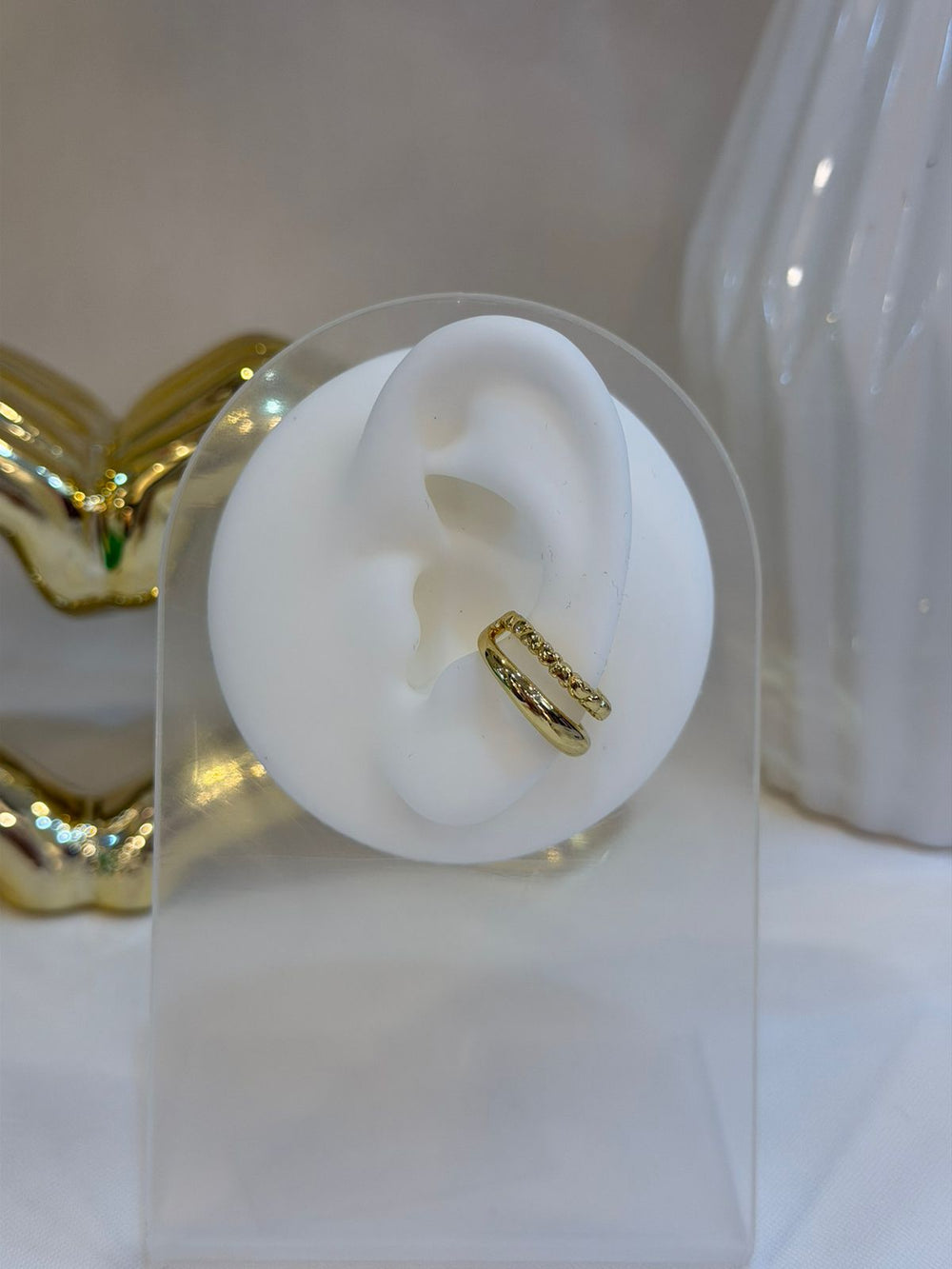 Earcuff