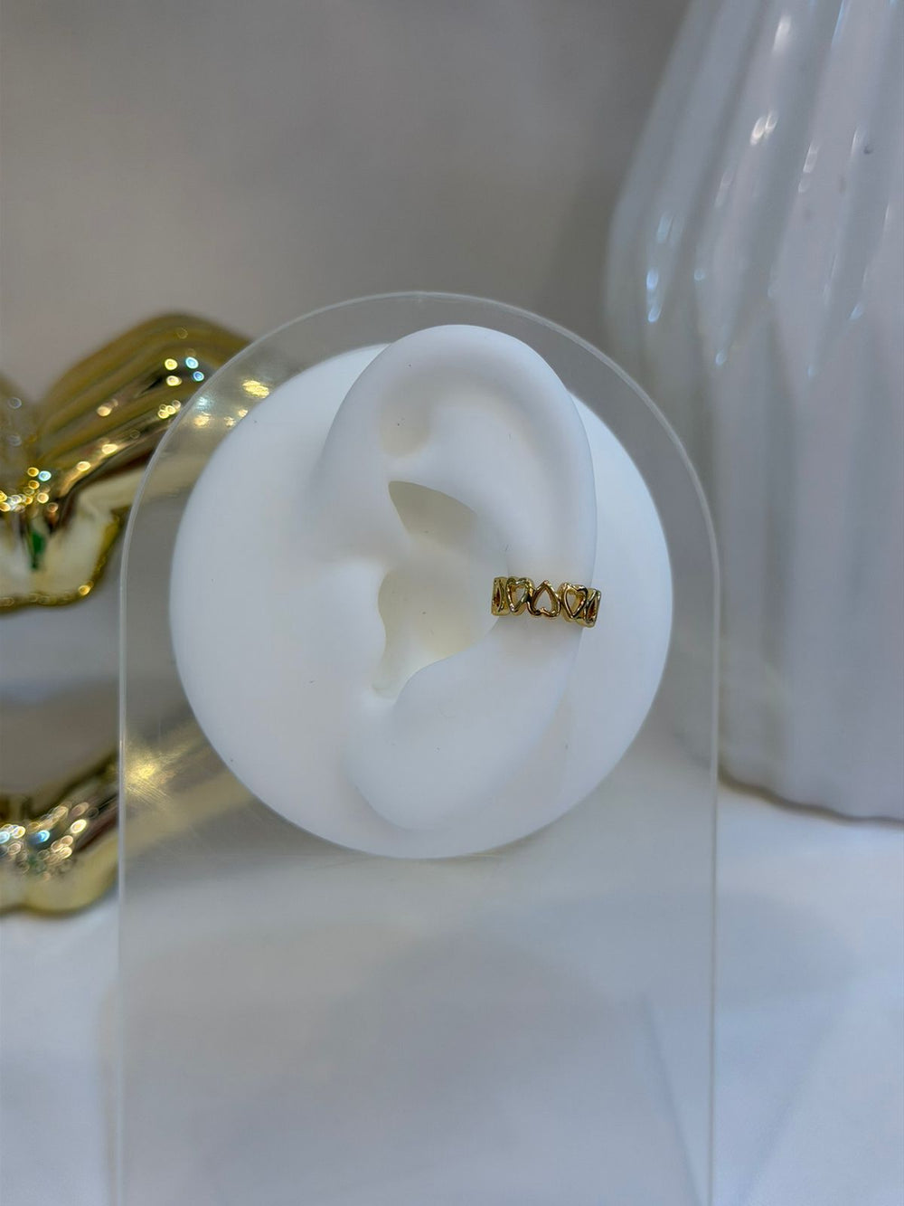 Earcuff