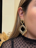 macaw-img:https://cdn.shopify.com/s/files/1/0995/8712/9643/files/Earring_027_f3b3a7bc-2363-4fde-bd2b-5bb8a794cd47.jpg?v=1786061936