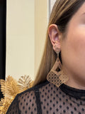 Aretes de acero hecho en Colombia