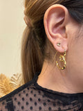 macaw-img:https://cdn.shopify.com/s/files/1/0995/8712/9643/files/Earring_032_47d8d8f6-c3d9-45bf-b338-9b796c3cf078.jpg?v=1786038752