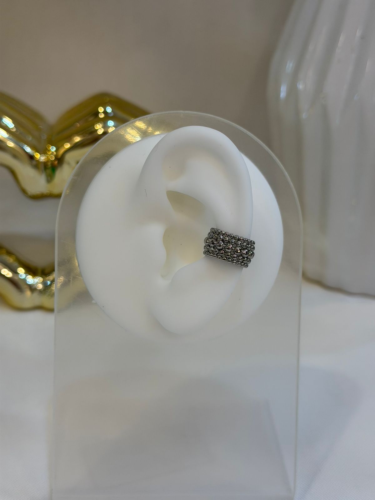 Earcuff