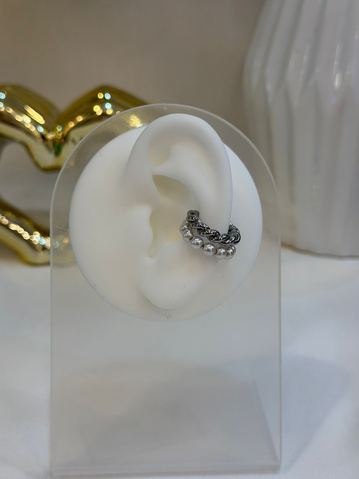 Earcuff
