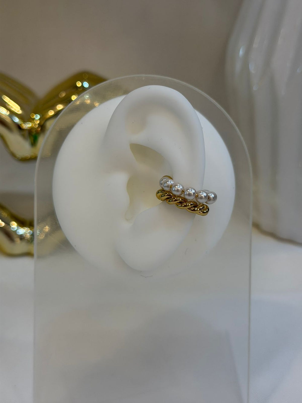 Earcuff