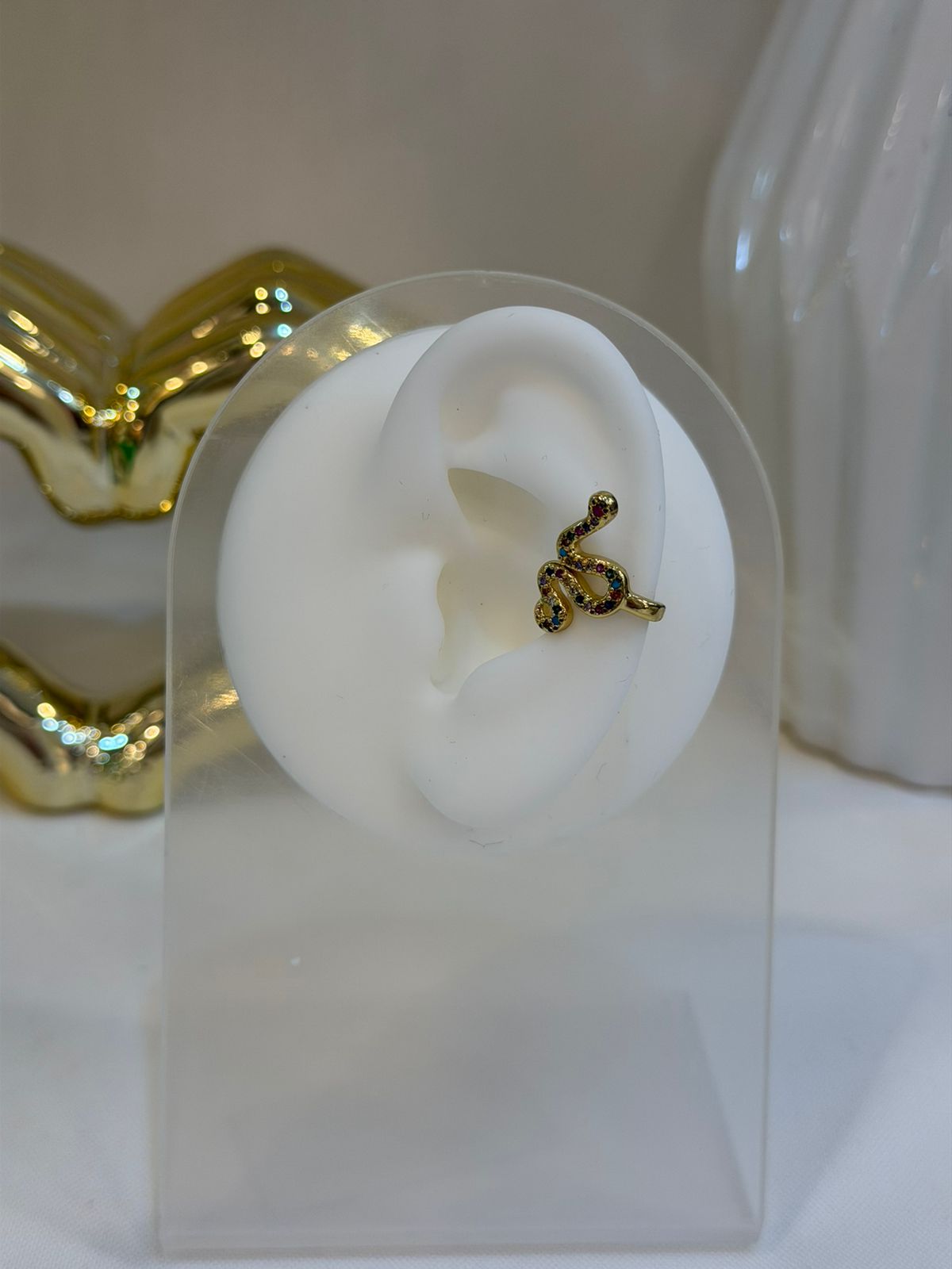 Earcuff