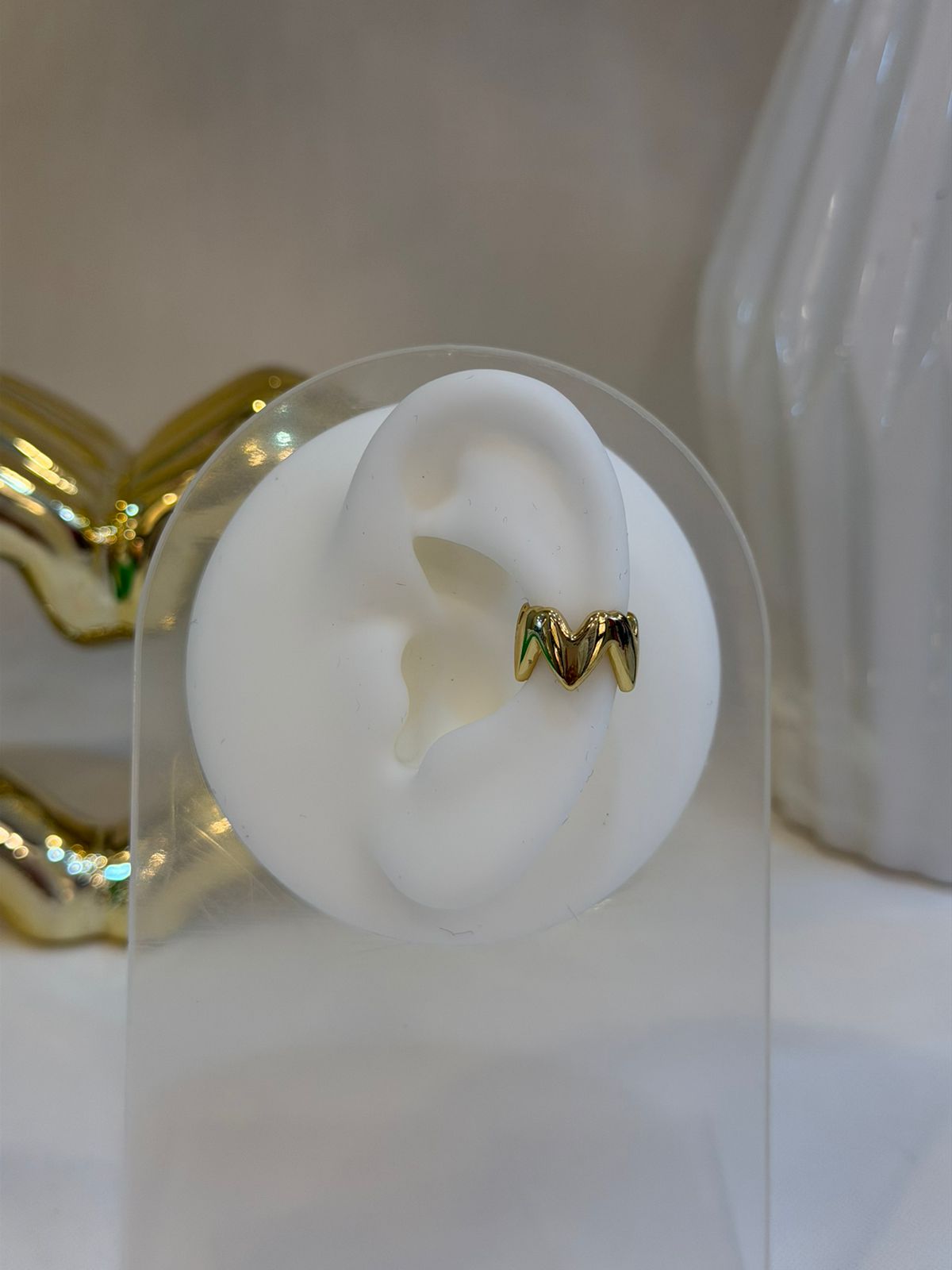Earcuff
