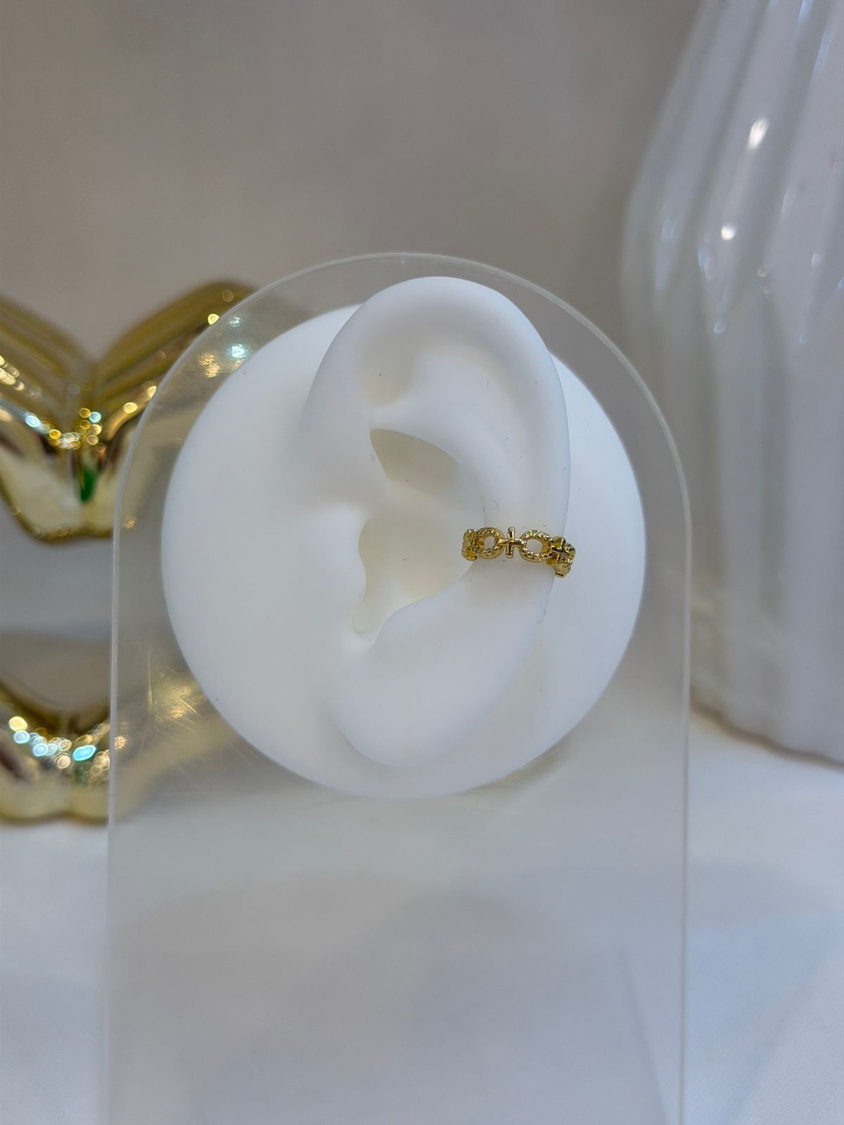 Earcuff