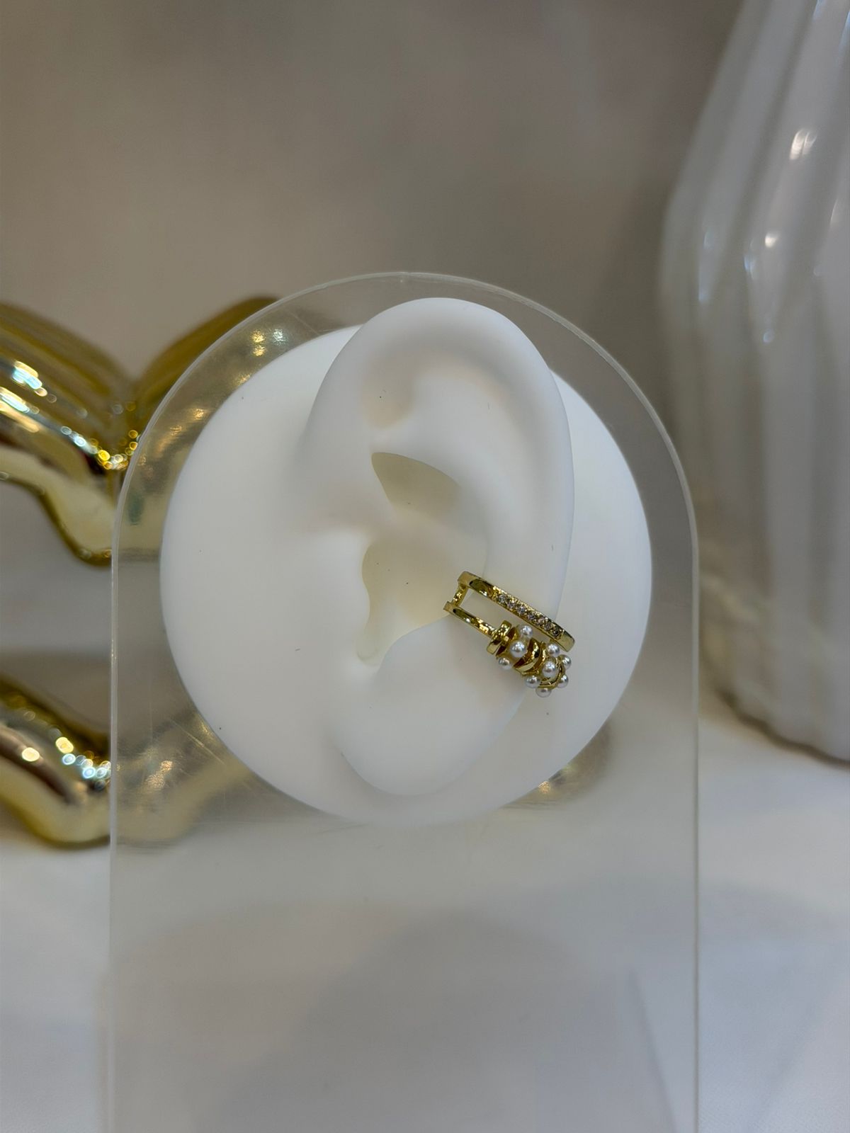 Earcuff