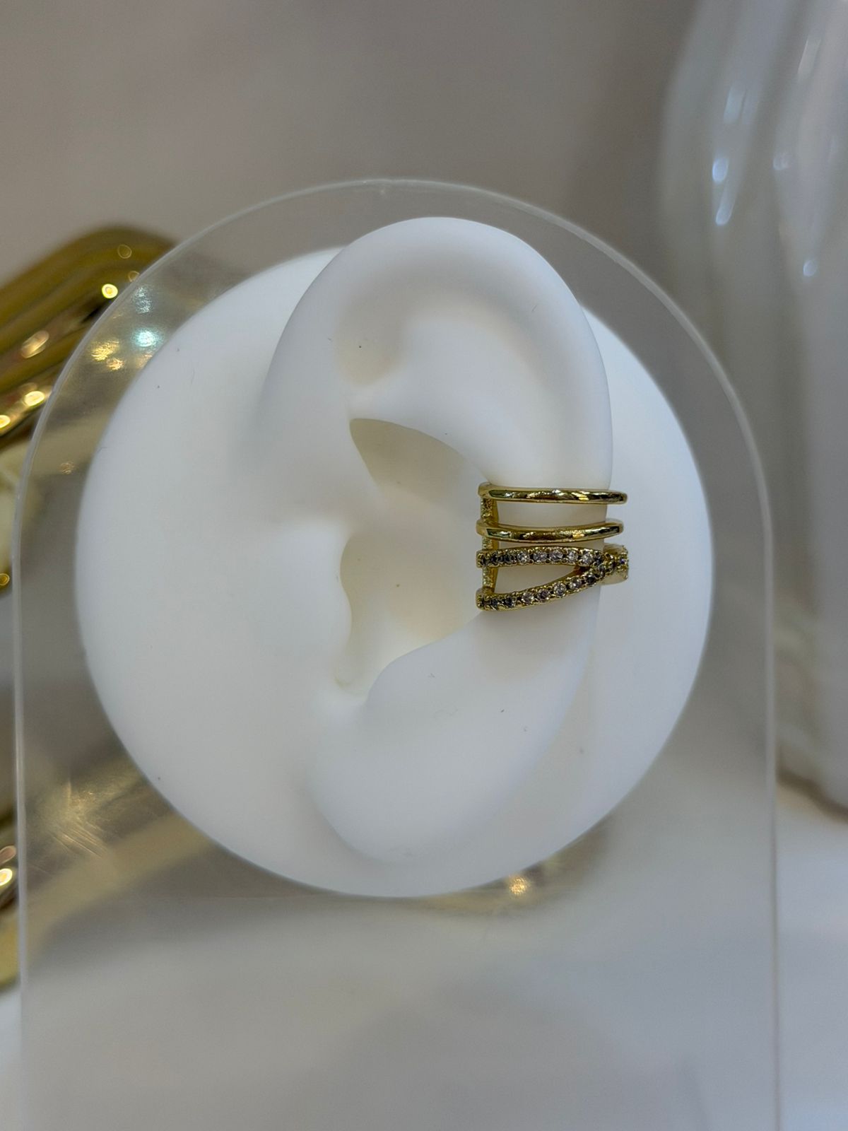 Earcuff