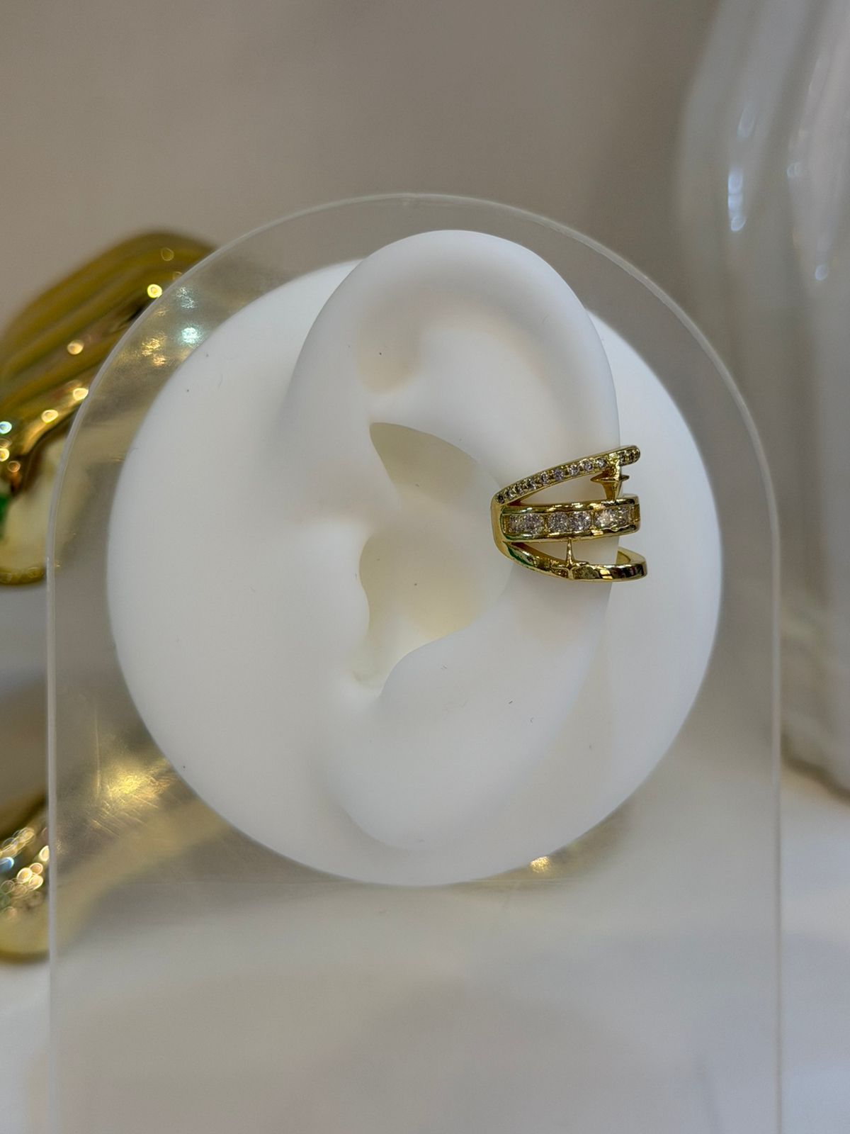 Earcuff