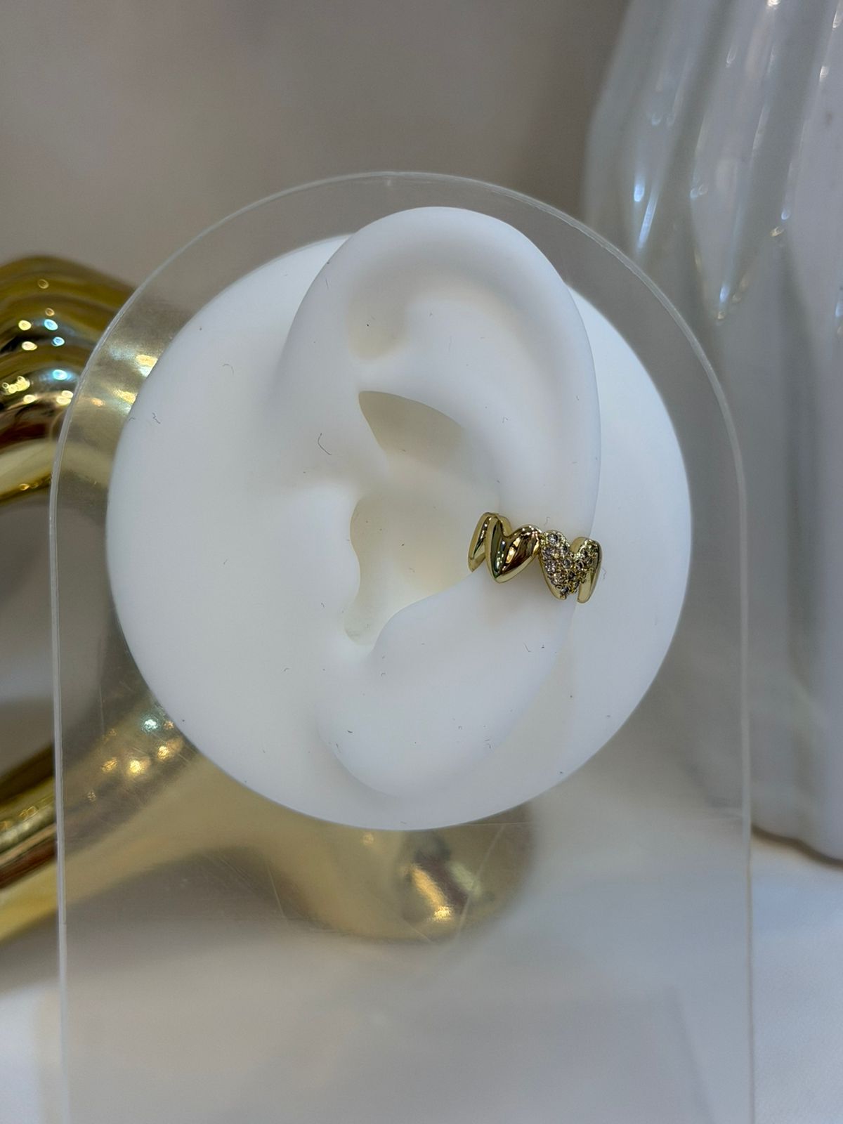 Earcuff