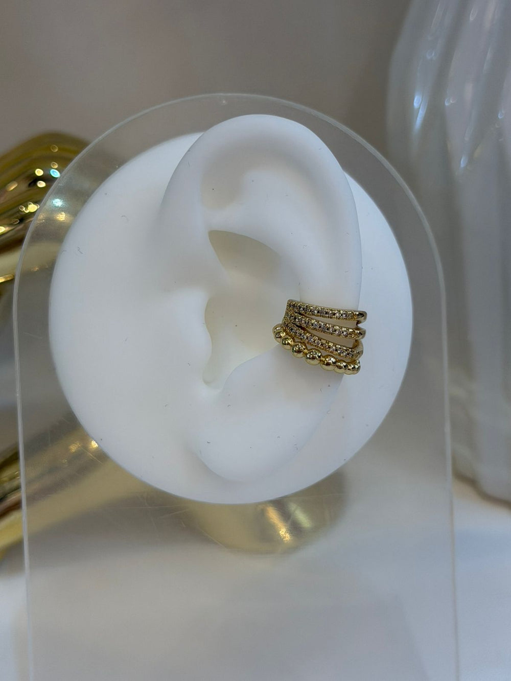 Earcuff