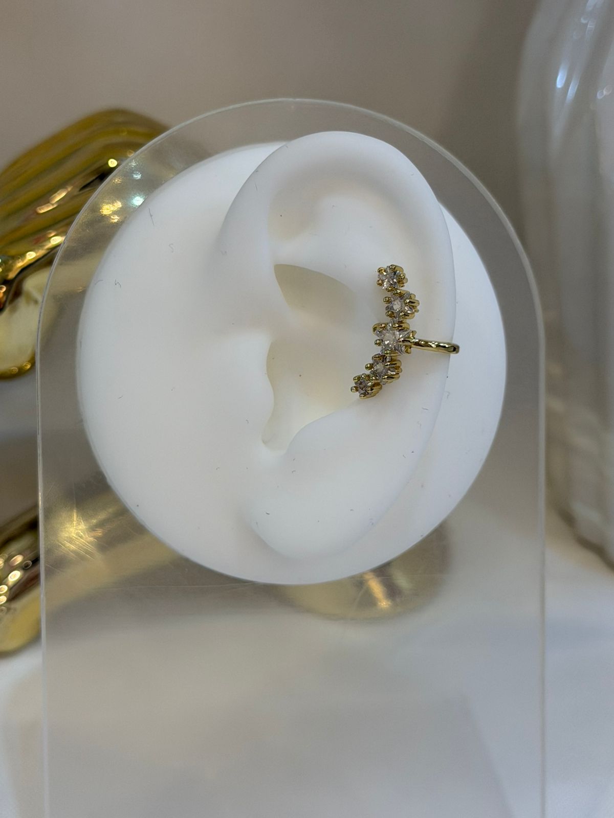Earcuff